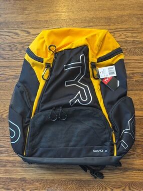 TYR Men's Black and Yellow Alliance Backpack (NWT)